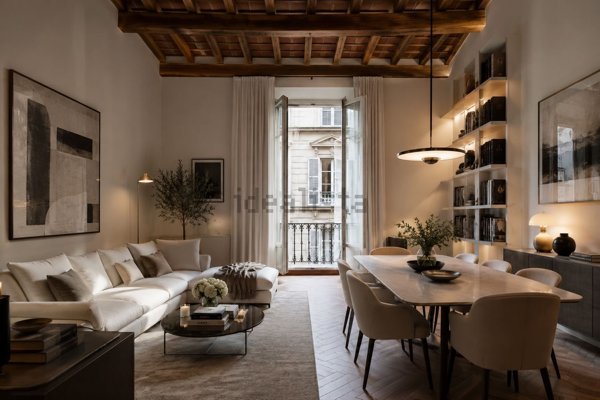 appartamento in vendita a Milano in zona Sant'Ambrogio