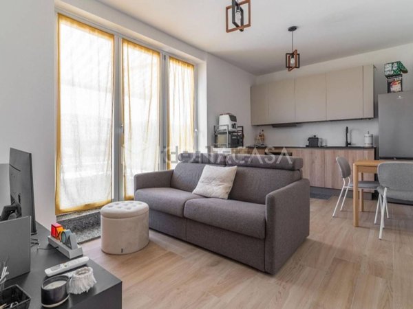appartamento in vendita a Milano in zona Corvetto