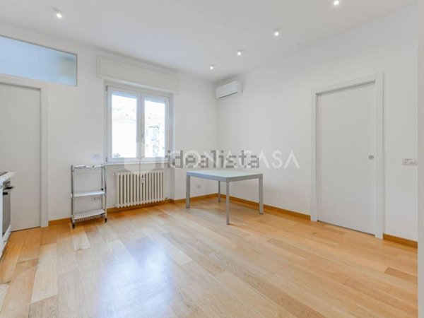appartamento in vendita a Milano in zona Calvairate