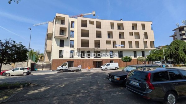 appartamento in vendita a Milano in zona Forlanini
