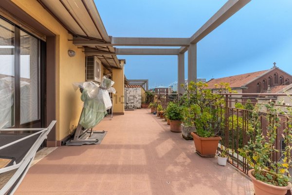 appartamento in vendita a Milano in zona Prato Centenaro