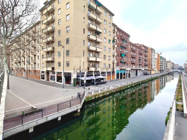 appartamento in vendita a Milano in zona Porta Genova