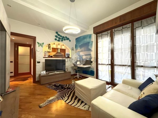 appartamento in vendita a Milano in zona Dergano
