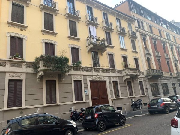 ufficio in vendita a Milano in zona Porta Romana
