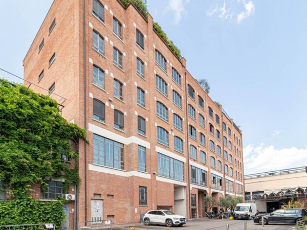 appartamento in vendita a Milano in zona Forlanini