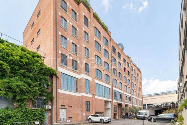 appartamento in vendita a Milano in zona Forlanini