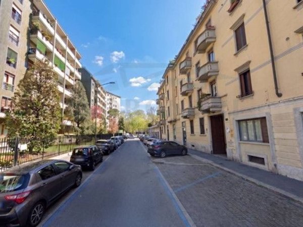 appartamento in vendita a Milano in zona Isola