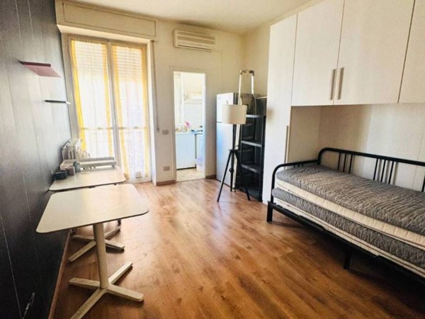 appartamento in vendita a Milano in zona Barona