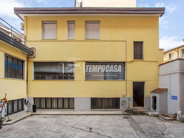 appartamento in vendita a Milano in zona Sempione