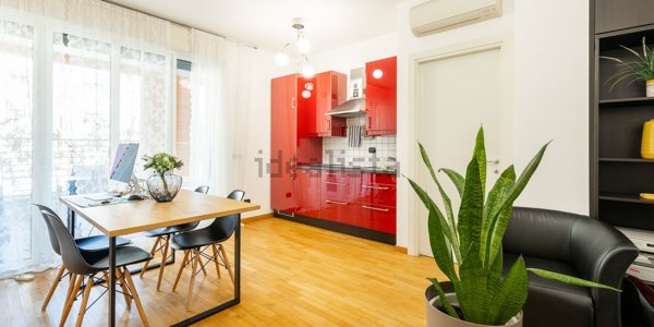 appartamento in vendita a Milano in zona Farini