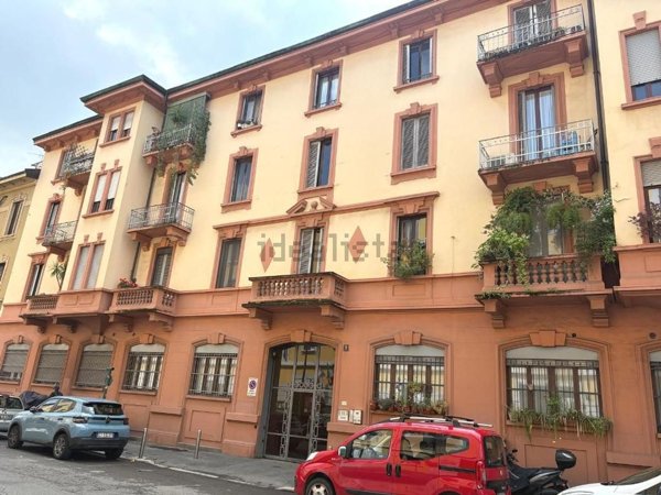appartamento in vendita a Milano in zona Niguarda
