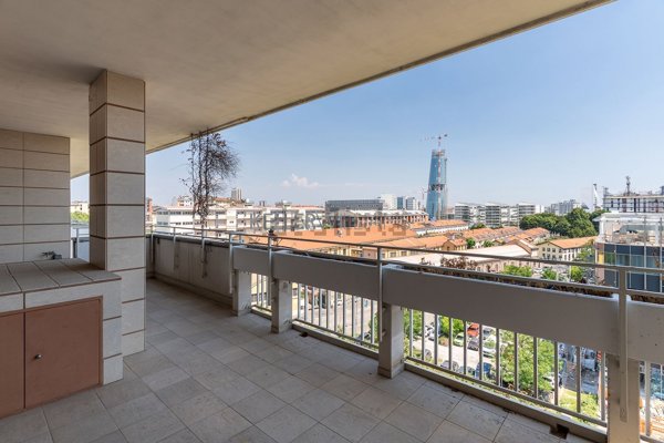 appartamento in vendita a Milano in zona Vigentino