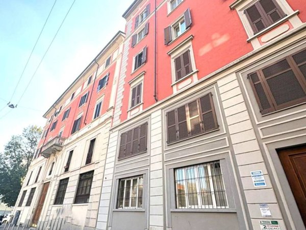 appartamento in vendita a Milano in zona Porta Ticinese