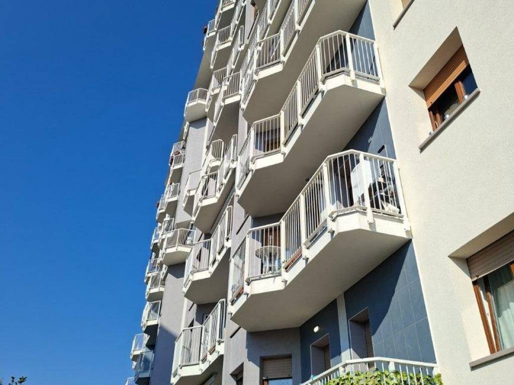 appartamento in vendita a Milano in zona Trenno