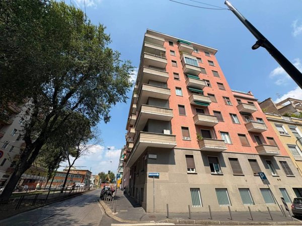 appartamento in vendita a Milano in zona Ghisolfa
