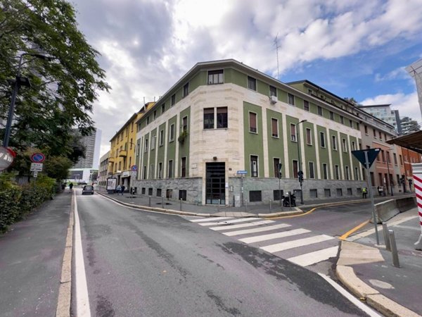 appartamento in vendita a Milano in zona Isola