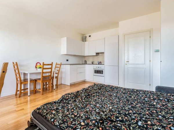 appartamento in vendita a Milano in zona Adriano