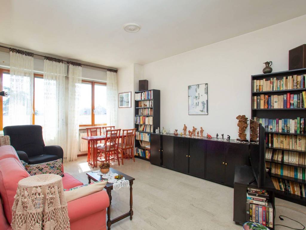 appartamento in vendita a Milano in zona Rogoredo