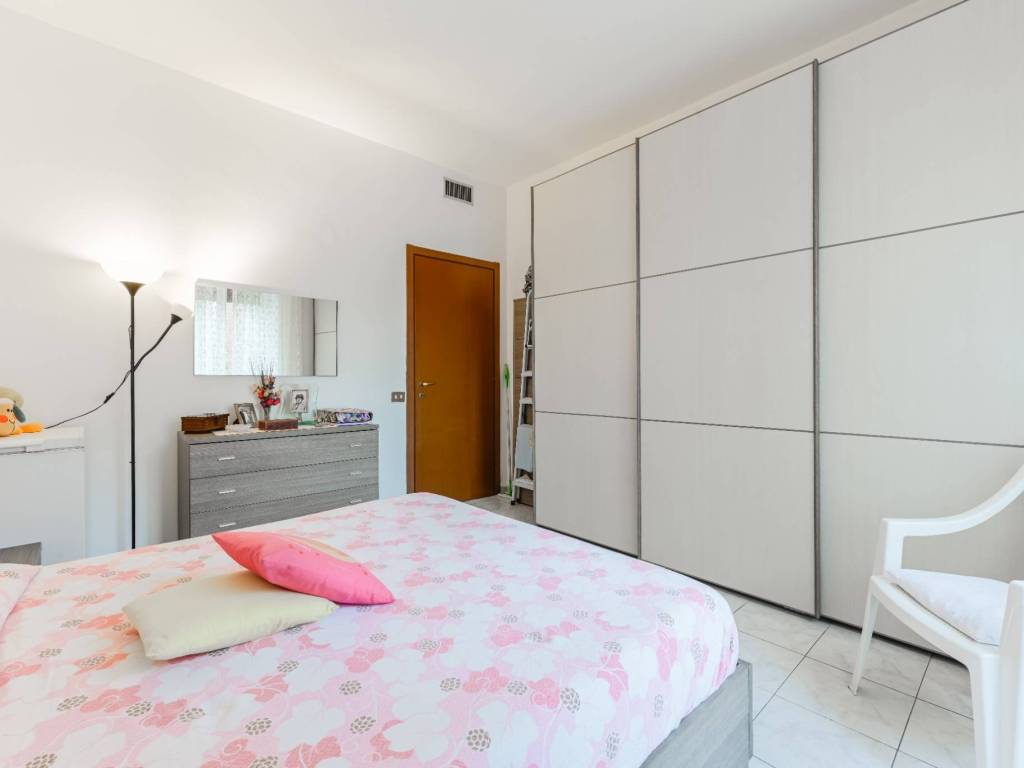 appartamento in vendita a Milano in zona Crescenzago