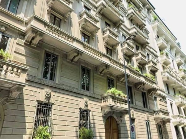 appartamento in vendita a Milano in zona Porta Venezia