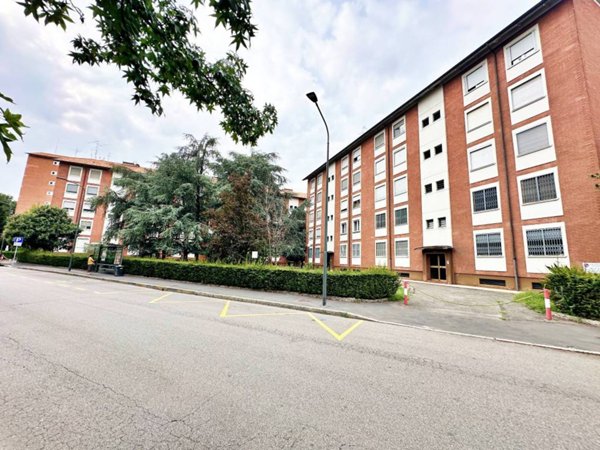 appartamento in vendita a Milano in zona Forlanini