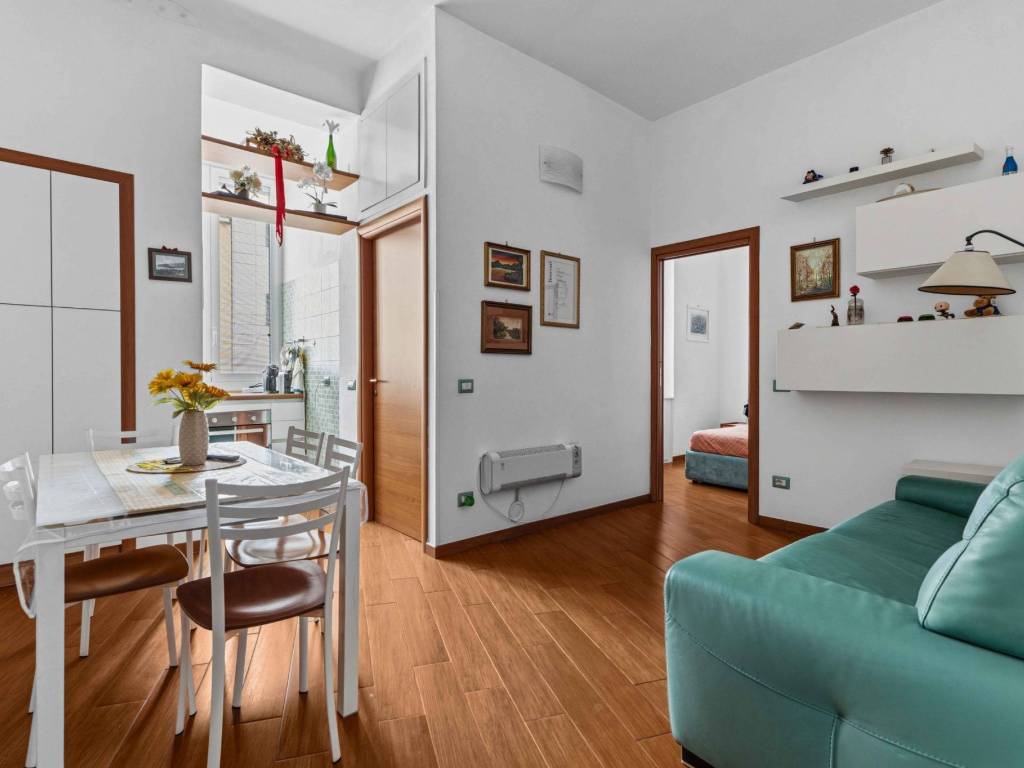 appartamento in vendita a Milano in zona Chiesa Rossa