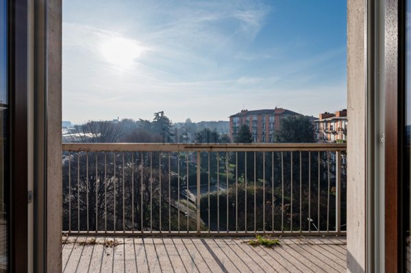 appartamento in vendita a Milano in zona Corvetto