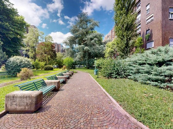 appartamento in vendita a Milano in zona Bande Nere