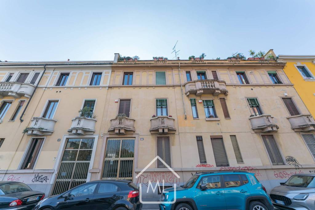 appartamento in vendita a Milano in zona Sempione