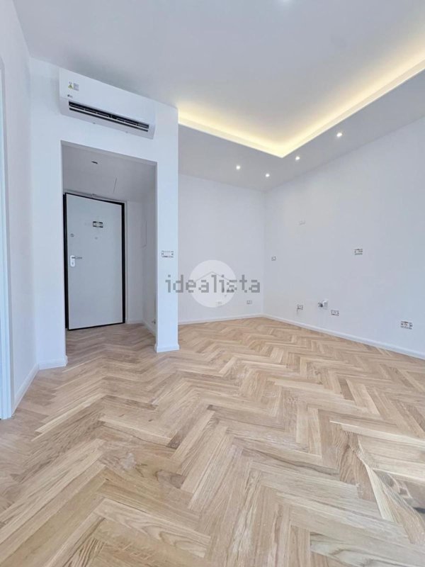 appartamento in vendita a Milano in zona Casoretto