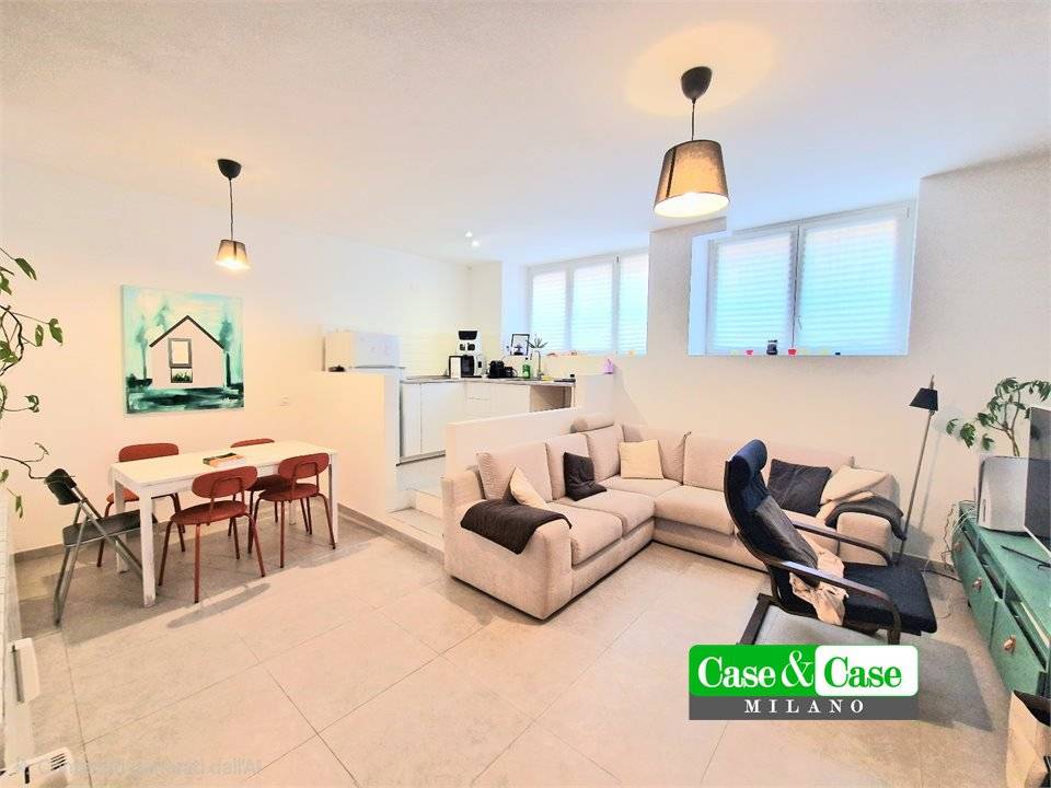 appartamento in vendita a Milano in zona Lorenteggio