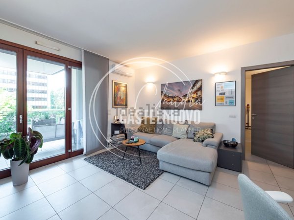 appartamento in vendita a Milano in zona Quarto Cagnino