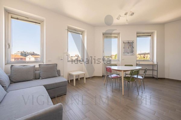 appartamento in vendita a Milano in zona Porta Genova