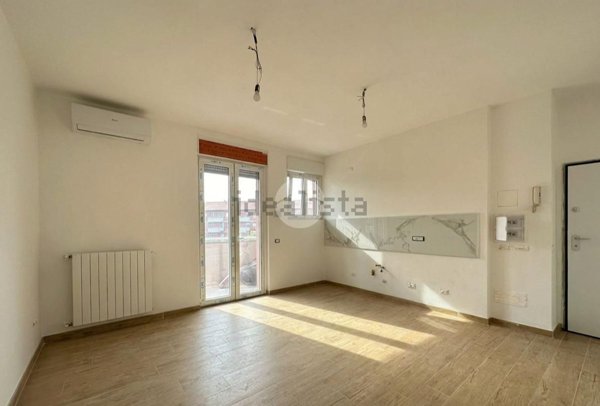 appartamento in vendita a Milano in zona Morsenchio