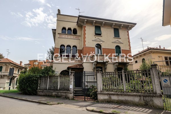 appartamento in vendita a Milano in zona Maggiolina