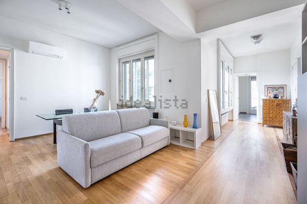 appartamento in vendita a Milano in zona Il Portello