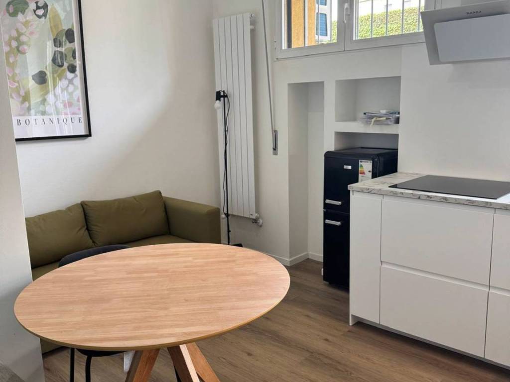 appartamento in vendita a Milano in zona Stadera