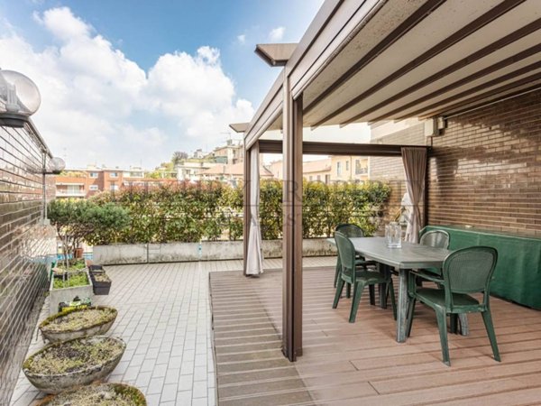 appartamento in vendita a Milano in zona Solari