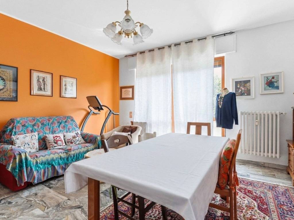 appartamento in vendita a Milano in zona Vigentino