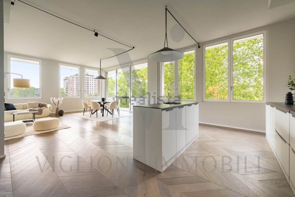 appartamento in vendita a Milano in zona Porta Nuova