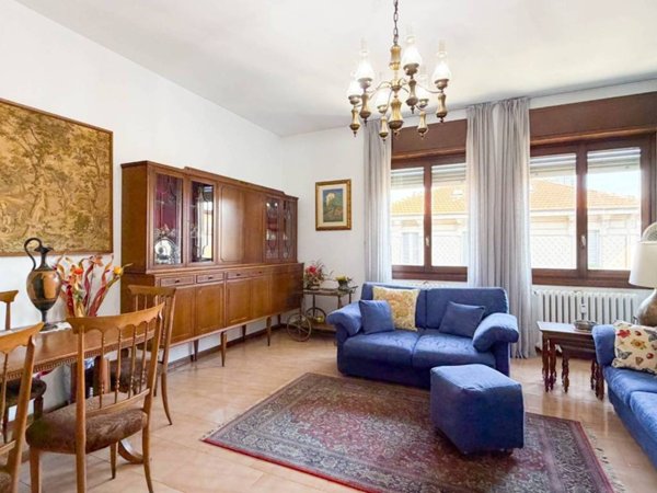 appartamento in vendita a Milano in zona Isola