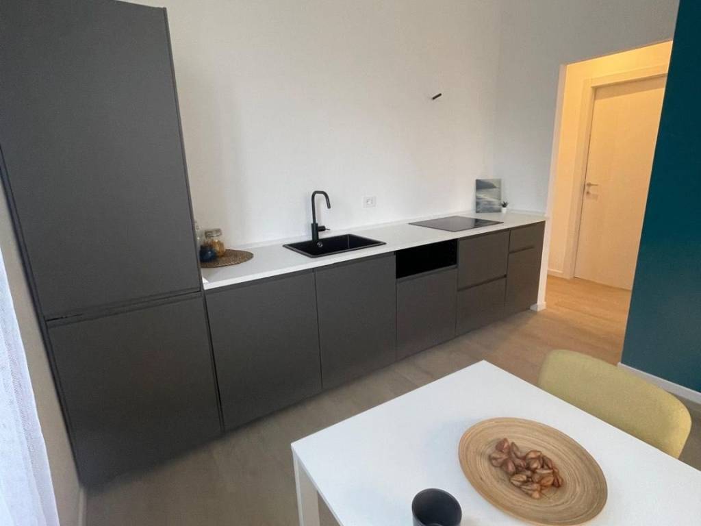 appartamento in vendita a Milano in zona Affori