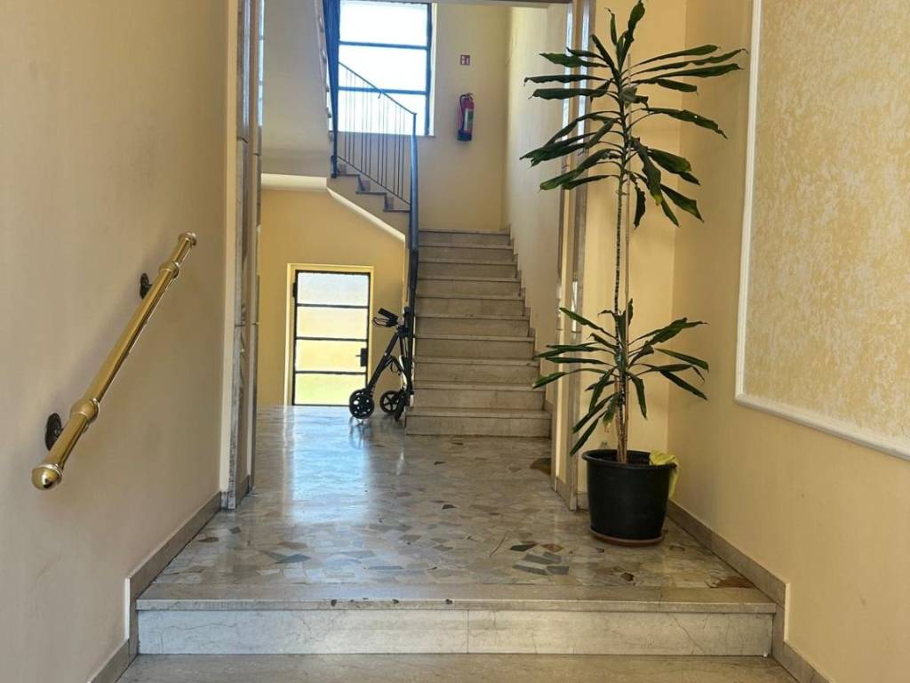 appartamento in vendita a Milano in zona Corvetto