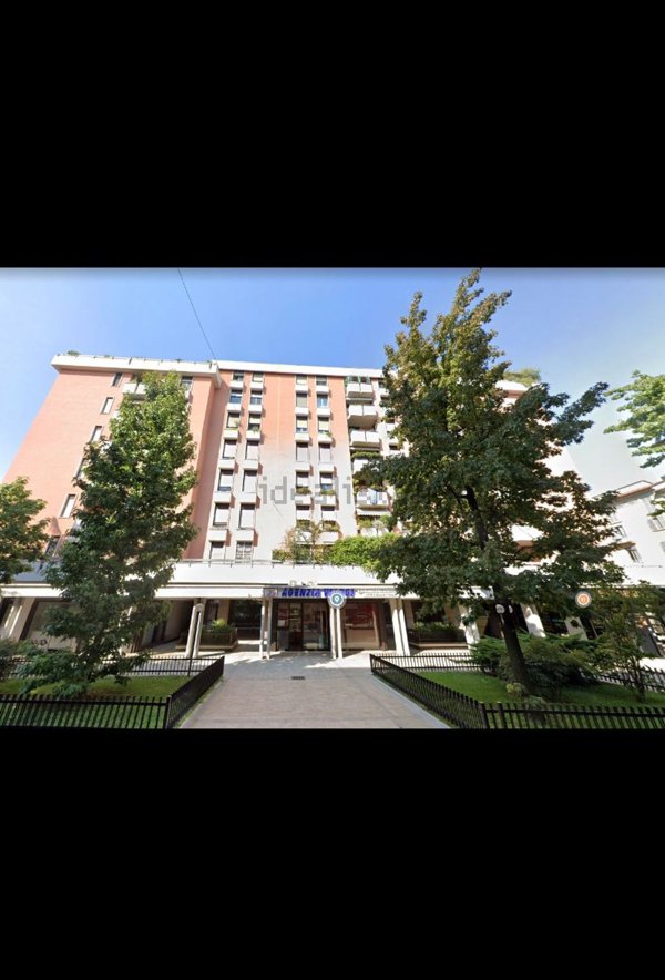 loft in vendita a Milano in zona Porta Nuova