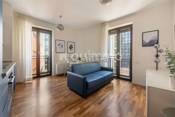 appartamento in vendita a Milano in zona Porta Nuova
