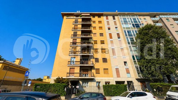 appartamento in vendita a Milano in zona Bande Nere