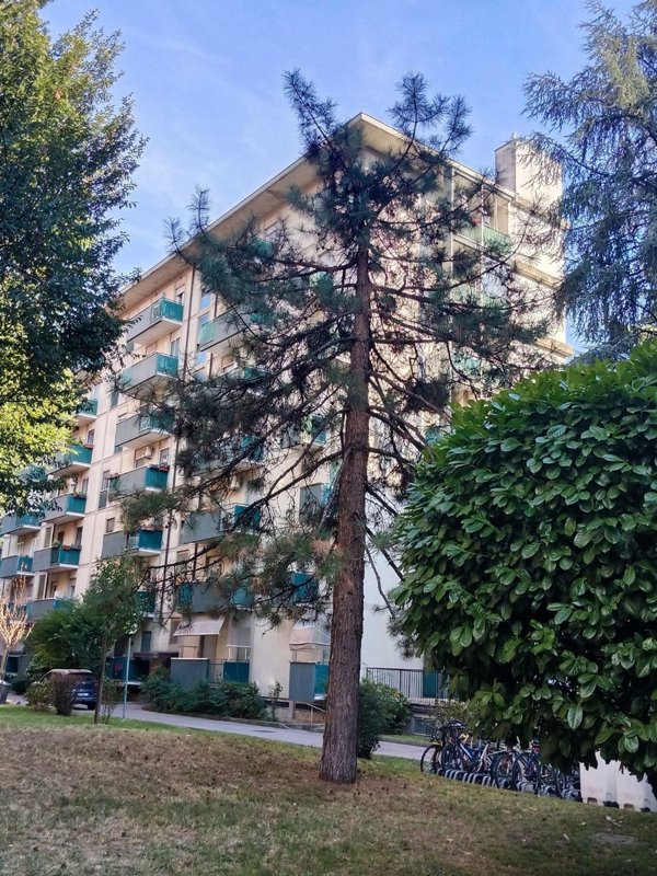 appartamento in vendita a Milano in zona Forlanini
