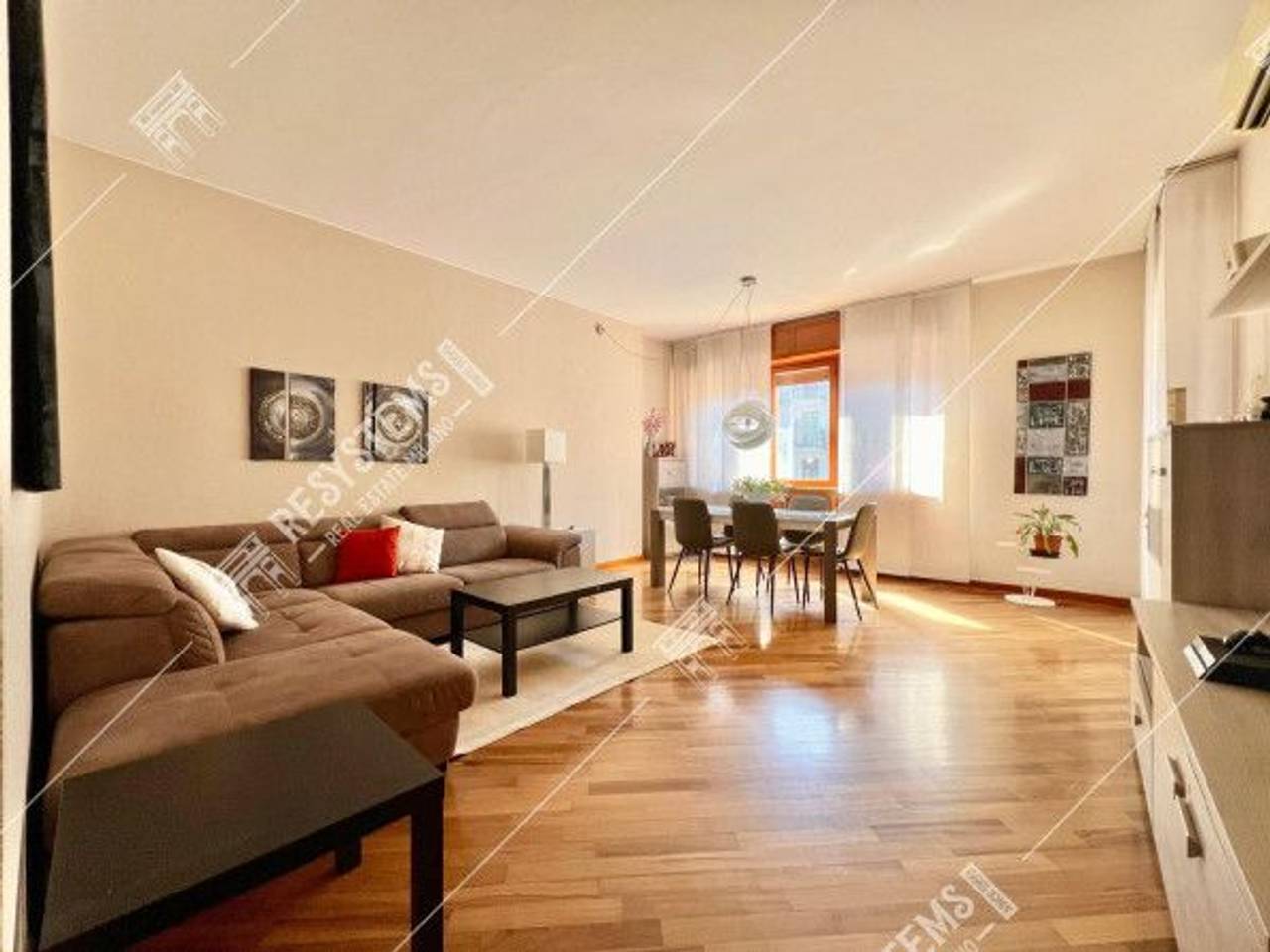 appartamento in vendita a Milano in zona Rottole
