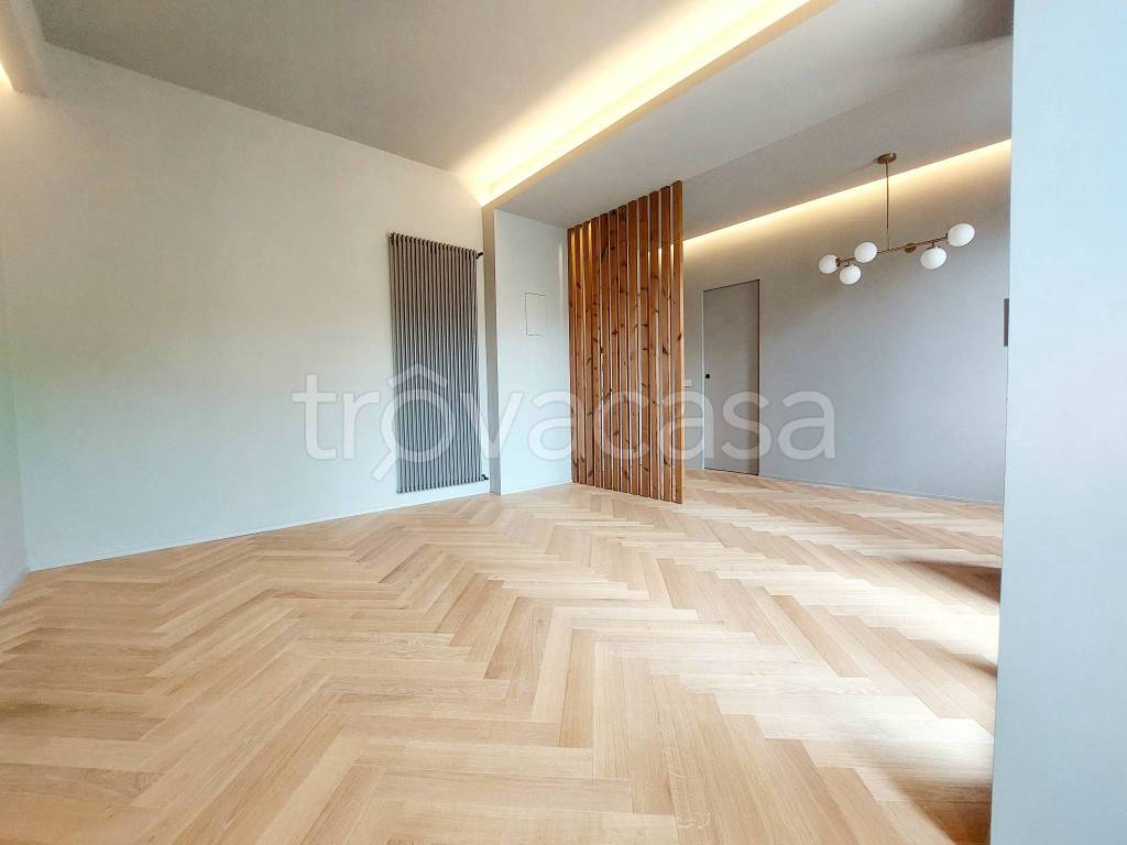 appartamento in vendita a Milano in zona Il Portello