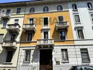appartamento in vendita a Milano in zona Tibaldi